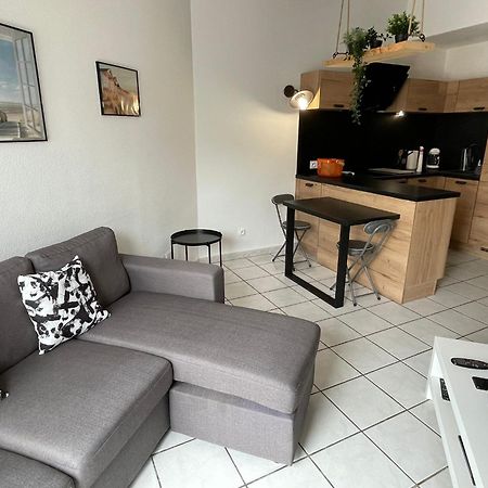 Villa 2 Etoiles Proche Plage Et Commerces Saint-Cyprien  Rum bild